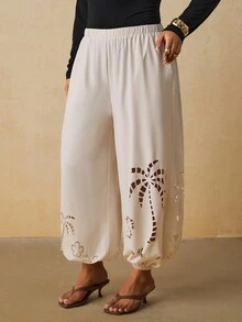 Travachic Plus Size Women's Hollow Out Design Pocket Vacation Long Pants - Beige - View 6