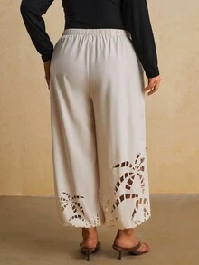 Travachic Plus Size Women's Hollow Out Design Pocket Vacation Long Pants - Beige - View 2