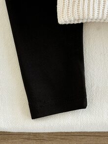 SHEIN 3件組幼女開襟衫長褲套裝，可愛黑粉色3D花朵蝴蝶結羅紋長袖圓領，親子拍照款，秋季芭蕾風 - 杏色 - 查看 7