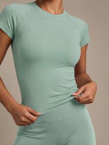 Powerista Women's Minimalist Solid Color Raglan Short Sleeve Seamless Sports T-Shirt, Summer - Green - View 7
