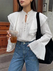 DAZY Blus Wanita Warna Polos Pas Badan dengan Lengan Lonceng Berkerut dan Ikatan Depan, Elegan, Romantis, Cocok untuk Liburan Musim Semi dan Gugur, Warna Putih. - Putih - View 8