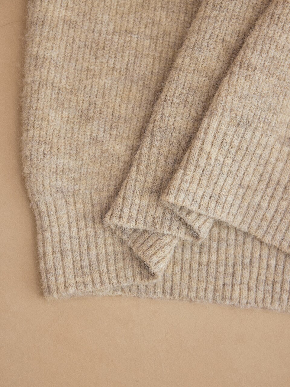 MOTF WOMEN'S SOLID 2 IN 1 SWEATER