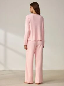 Lowkey Lull Conjunto de pijama de manga larga minimalista y casual en color rosa para mujer - Rosa - Ver 3