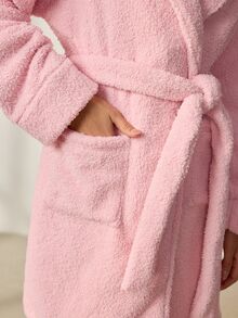 Lowkey Lull Women's Fashionable Minimalist Comfortable Pink Plush Short Lapel Robe - Pink - View 7