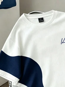 Manfinity Joysei Men's Colorblock Patchwork Print Short Sleeve T-Shirt, Minimalist Asymmetrical Colorblock Patchwork Design, Show Off Your Cool Style, Wear Your Personalized This Summer - White - View 3