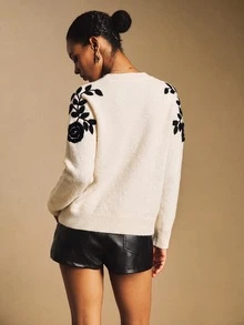 Poéselle Women's Fashionable Casual Crew Neck Long Sleeve Sweater In Fall/Winter - Apricot - View 2