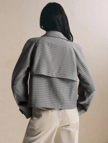 Poéselle 法式格紋優雅百搭短款風衣 - 灰色 - 查看 2