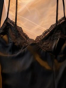 DelicateAllure 四件套睡衣：刺绣滚边V领仿丝吊带裙、吊带背心、短裤和系带睡袍，秋冬服装 - 黑色 - 查看 6