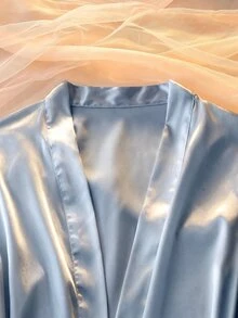 DelicateAllure 四件套：刺绣V领仿丝吊带睡裙、吊带上衣、短裤和睡袍，秋冬服装 - 霧霾藍 - 查看 5