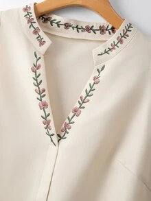 GlowEve CURVE 花卉刺繡大尺碼立領無袖襯衫，通勤百搭款 - 杏色 - 查看 4