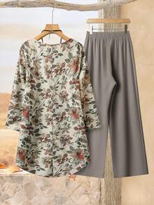 SHEIN PETITE CURVE Plus Size Vacation Casual Floral Print Shirt & Solid Color Pants 2-Piece Set - Multicolor - View 2