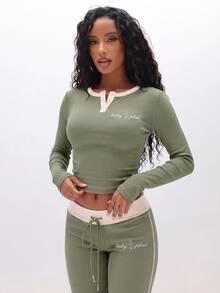 BABYPHAT Women's Letter Print Casual Long Sleeve Top For Daily Wear - Army Green - View 5