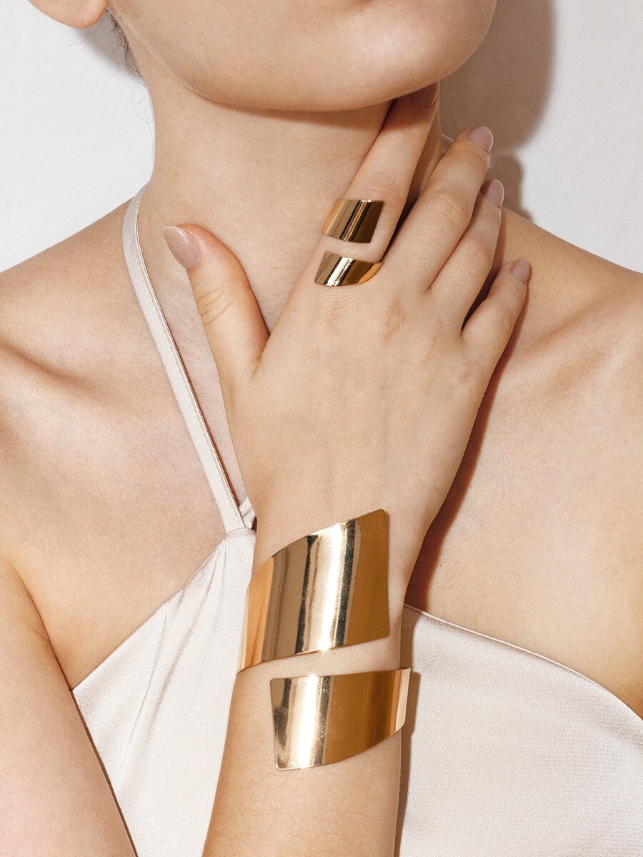Ashenrae 1 Bracelet & 1 Geometric Shaped Alloy Ring Set - Yellow Gold - View 1
