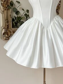 Lovelzi Đầm mini A-line bèo nhún cúp ngực sweetheart, corset định hình, vải satin trắng đính hạt pha lê xuyên thấu, cho tiệc Homecoming, độc thân, cô dâu, đám cưới, dạ hội và cocktail - trắng - Xem 6