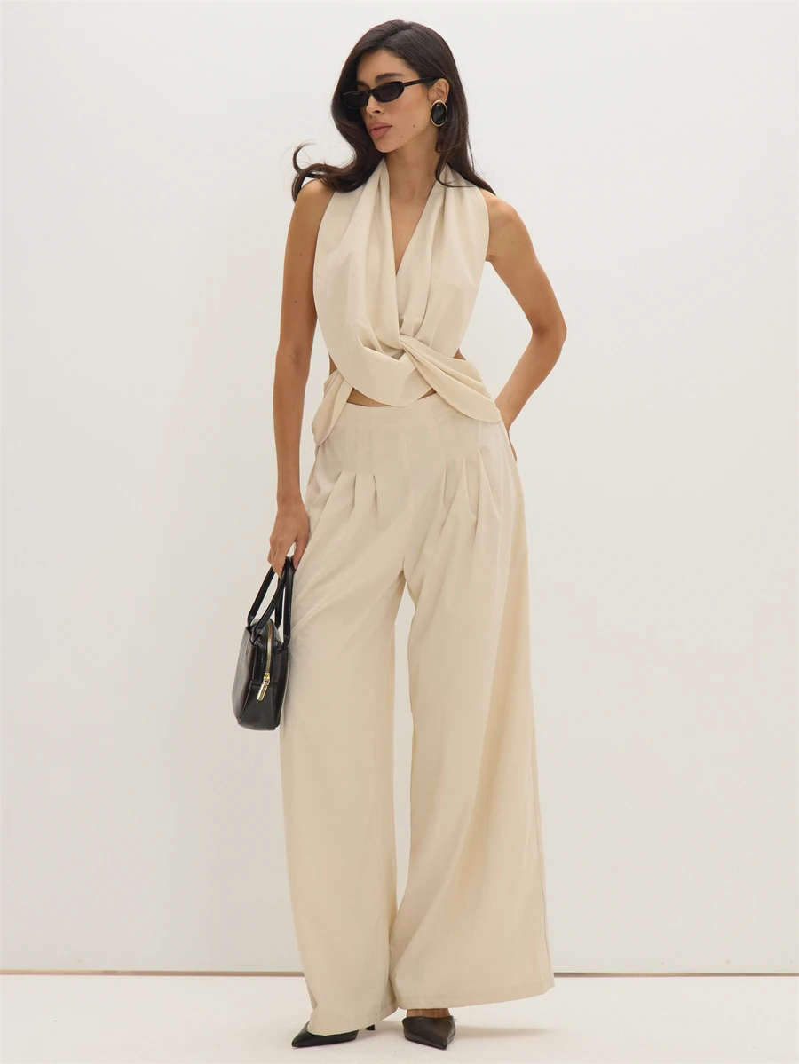 MUSEYN Cream Woven Twisted Halterneck Wide Leg Jumpsuit Structured Tailored Polished Party Evening Fall New Season Capsule Wardrobe - Beige - View 1