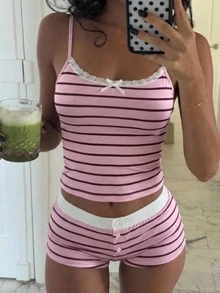 SHEIN SXY 女款粉色與白色條紋蝴蝶結裝飾細肩帶上衣與短褲休閒可愛性感日常套裝居家度假夏季居家休閒 - 彩色 - 查看 4