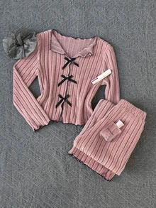 SHEIN 青少年女孩抓絨蝴蝶結V領長袖上衣與長褲睡衣套裝 秋冬穿搭 萬聖節/聖誕派對 - 酒紅色 - 查看 6
