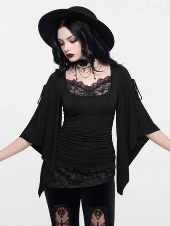 Goth Locker geschnittenes Shirt mit Spitze, Taillenzug und Fledermausärmeln für Frauen