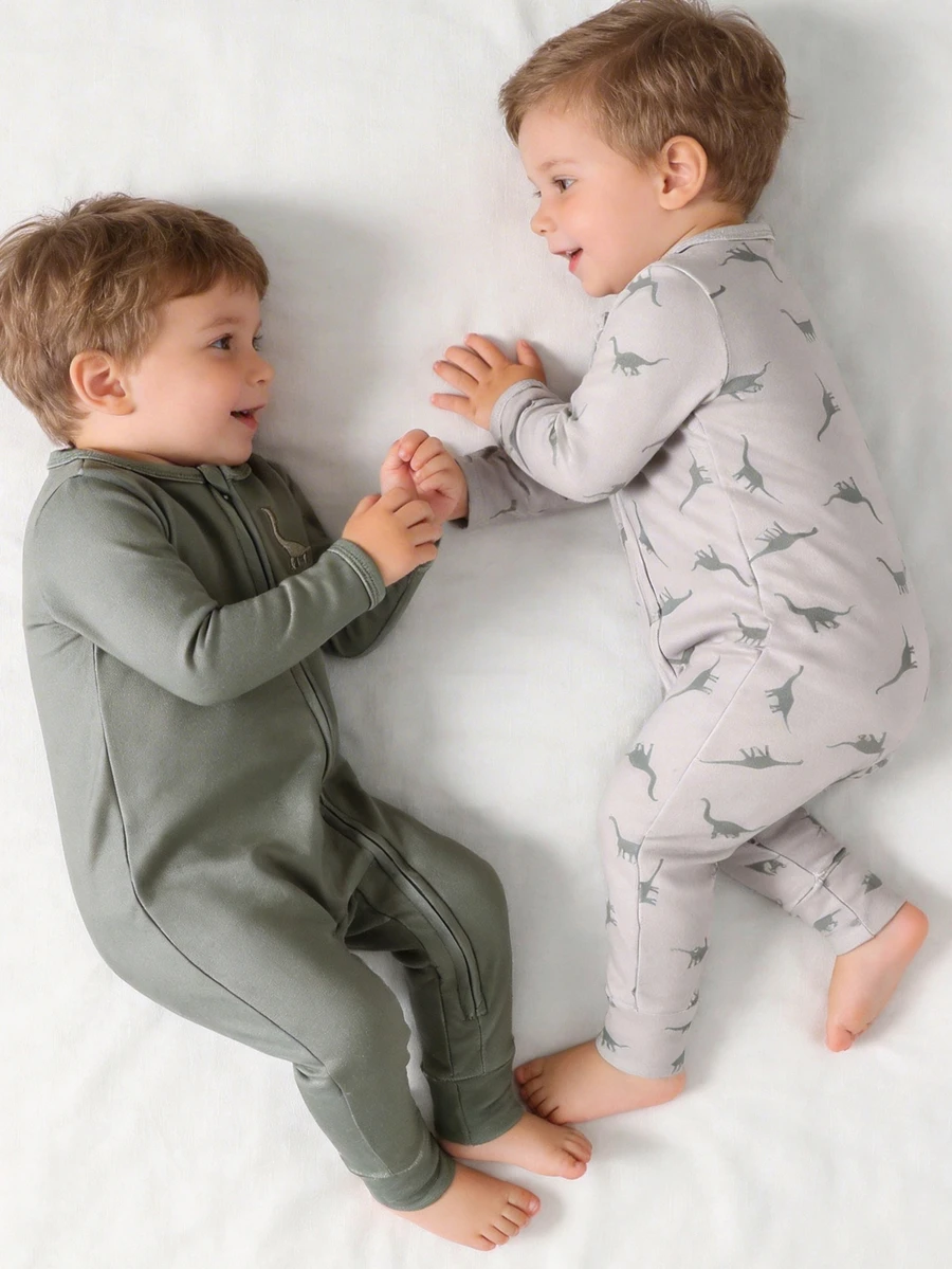 2pcs Baby Boy Cartoon Pattern Solid Color Crew Neck Long Sleeve Autumn/Winter Jumpsuit "Snug Fit" Pajamas - Green - View 1