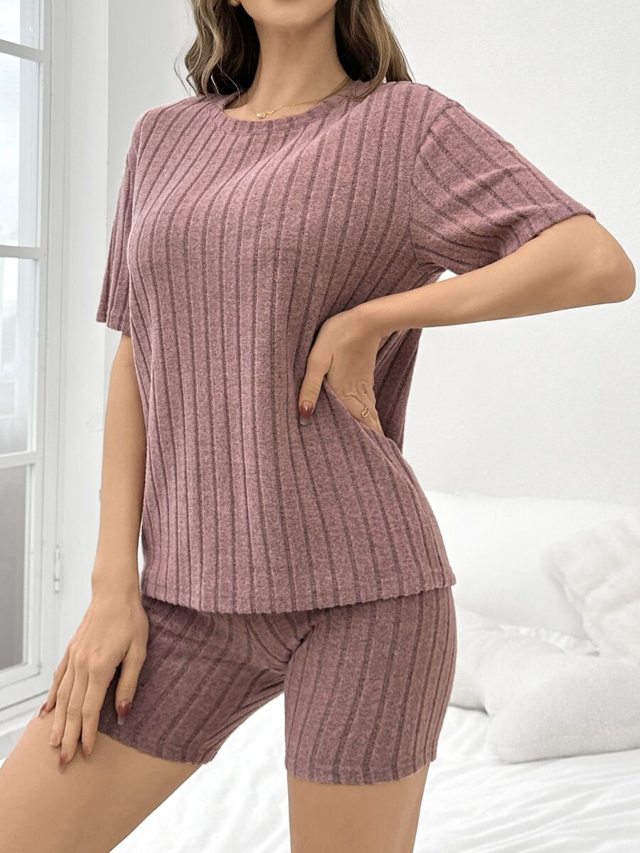 SHEIN Women's Solid Color Loose Round Neck Short Sleeve Top & Shorts Homewear Set With Fleece Texture, Lounge Cozy Outfit, Fall Winter Pajama Clothes - Dusty Pink - View 1