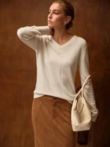 MOTF 100% CASHMERE V-NECK SOLID COLOR SWEATER - White - View 5