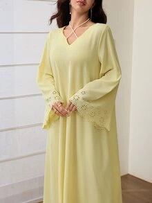 Yasmyna 女款交叉掛脖V領鏤空燒花長袖寬鬆紋理洋裝，洗禮賓客正式冬季端莊優雅禮服 - 黃色 - 查看 4