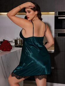 SilkySpell Color Block Lace Deep V-Neck Plus Size Satin Pajama Slip Dress - Dark Green - View 2