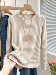 SHEIN Raffinéa Blusa casual elegante para mujer con rayas horizontales, textura, cuello redondo, manga larga, puño con botón y decoración metálica, para uso diario - Caqui - Ver 5