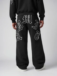 STYNVO Set Sweatshirt dan Celana Olahraga Pria dengan Motif Huruf - Hitam - View 4