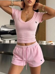 SHEIN EZwear 粉色刺繡針織短袖T恤與短褲套裝 - 粉色 - 查看 5