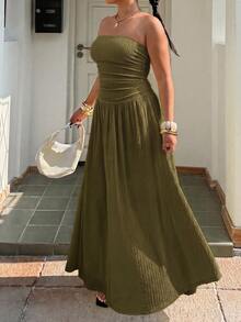 Muchica Plus Size Women's Solid Color Pleated Fashion Strapless Vacation Dress - Army Green - View 5