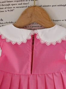 Elladie kids 女童復古蕾絲領襯衫與百褶背心裙套裝，學院風校園風格 - 西瓜粉 - 查看 7