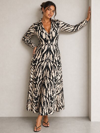 ELLERISSA Plus Size Multicolor Animal Print Collared Long Sleeve Ruched Front Midi Dress