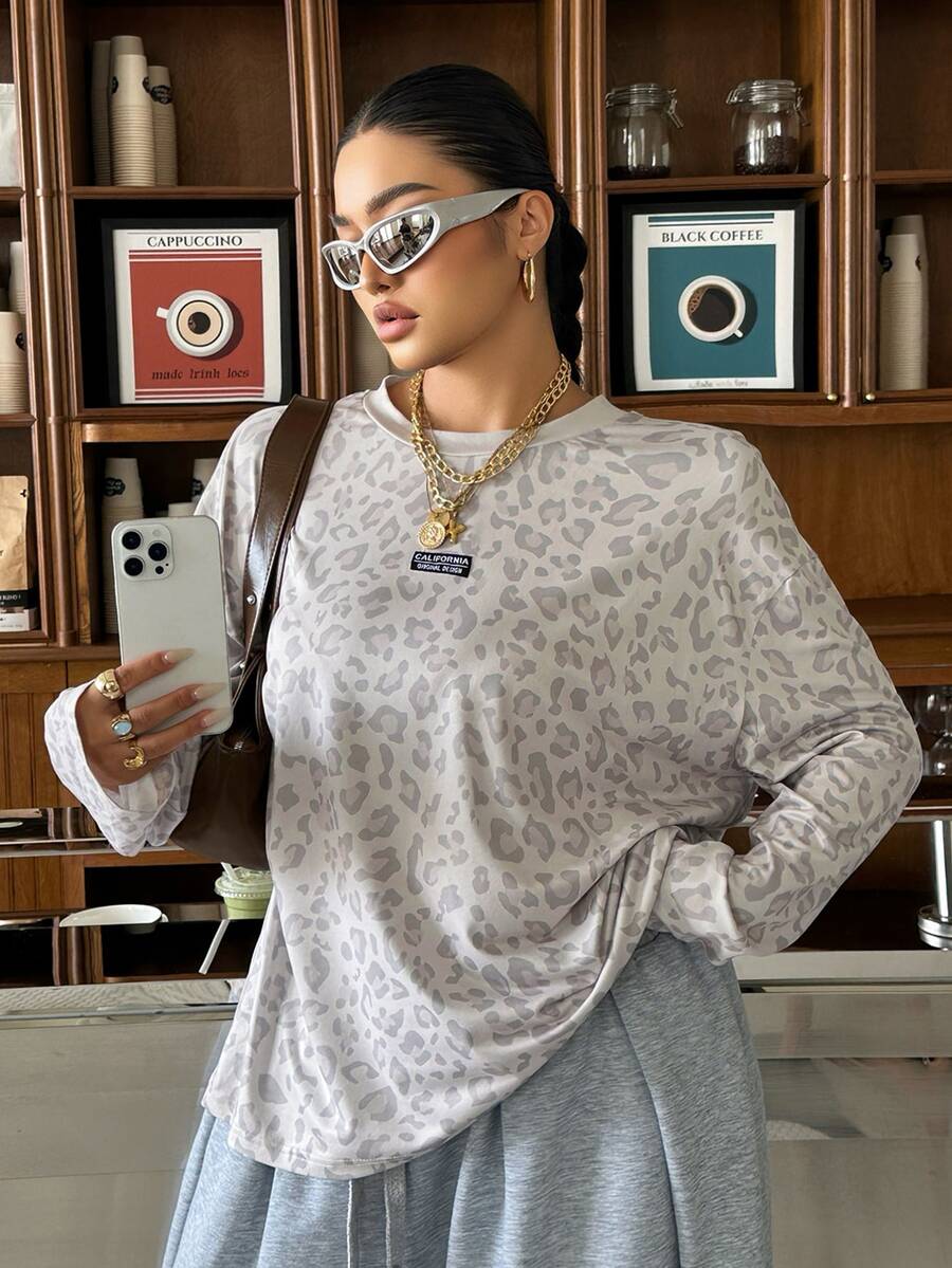 Muchica Plus Size Women's Leopard Print Crew Neck Drop Shoulder Long Sleeve Loose Casual T-Shirt Fall
