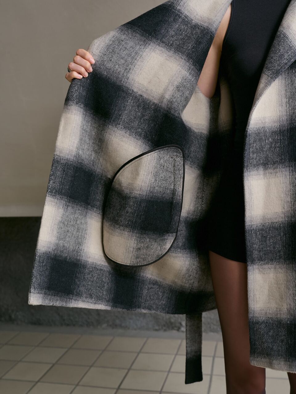MOTF WOMEN'S AUTUMN/WINTER PLAID DIAGONAL POCKET BELTED OVERCOAT