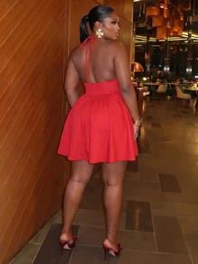 Veslaya Gaun Mini Tanpa Lengan Leher Halter Warna Merah Polos Pas Badan Elegan Seksi untuk Kencan Malam Musim Panas, Pesta Koktail Malam Hari, Gaun Pesta Formal - Merah - View 3