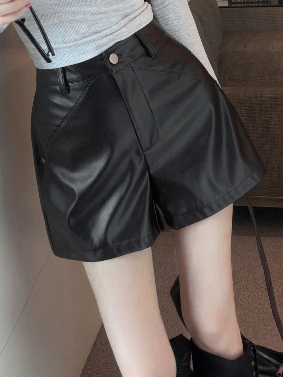 DAZY 女款純色PU皮革高腰寬鬆時尚短褲 秋季 - 黑色 - 查看 1