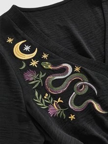 ROMWE Goth Vestido de talla grande con escote en V profundo, abertura alta y estampado de piel de serpiente y floral, estilo gótico para vacaciones de verano para mujeres - Negro - Ver 8