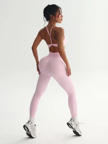 SHEIN Sports Set Pakaian Olahraga Yoga Tanpa Jahitan untuk Wanita dengan Bra Olahraga Tali Tipis dan Legging Pengangkat Bokong dan Pengontrol Perut - Berwarna merah muda - View 3
