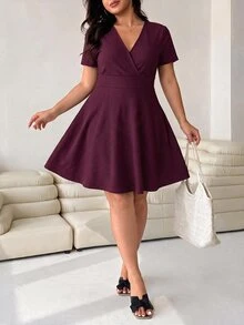 Solflare Plus Size Women Solid Color Overlap V-Neck Short Sleeve Casual Dress - Burgundy - View 3