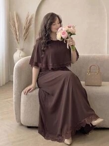 Modelyn Gaun Panjang Model Cape Leher Bulat Berpotongan A-Line dengan Hiasan Renda Cokelat untuk Wanita Ukuran Plus, Cocok untuk Pakaian Sehari-hari dan Acara Musim Semi, Musim Panas, dan Musim Gugur - Coklat - View 9