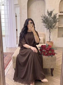 Modelyn Gaun Panjang Model Cape Leher Bulat Berpotongan A-Line dengan Hiasan Renda Cokelat untuk Wanita Ukuran Plus, Cocok untuk Pakaian Sehari-hari dan Acara Musim Semi, Musim Panas, dan Musim Gugur - Coklat - View 8