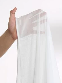 DelicateAllure Camisón de talla grande con encaje elegante romántico noble, patchwork, mangas acampanadas, malla transparente y lazo - Blanco - Ver 9