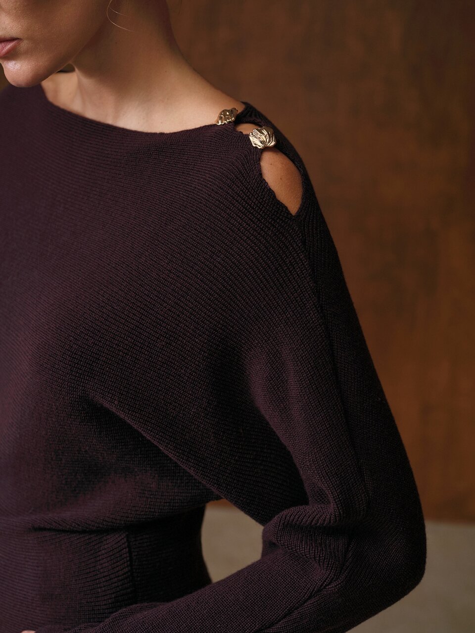 MOTF WOMEN'S ASYMMETRICAL COLLAR BATWING SLEEVE METAL BUTTON SWEATER, AUTUMN/WINTER
