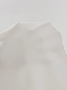 SHEIN Raffinéa 法式高端设计，性感百搭的黑白撞色装饰纽扣无袖连衣裙，优雅派对礼服，度假装，情人节装，黑白连衣裙，春夏连衣裙，沙滩装，撞色连衣裙 - 黑與白 - 查看 7