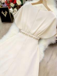 Velvienne Plus Size Off-White Heavy Embroidery Chiffon Dress, V-Neck Waist-Defining Slimming Vacation Style Elegant Dress - Apricot - View 4