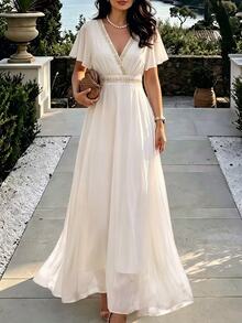 Velvienne Plus Size Off-White Heavy Embroidery Chiffon Dress, V-Neck Waist-Defining Slimming Vacation Style Elegant Dress - Apricot - View 1