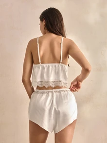 Charlaine Women's Solid Color Spaghetti Strap Lace Patchwork Bow Decor Sleeveless Pajama Set, Summer - White - View 3