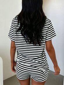 INAWLY 女款夏季休閒條紋T恤與短褲兩件套 - 黑色 - 查看 4