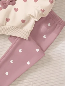 SHEIN 溫暖燕麥色，可愛甜美女孩蝴蝶結熊貼花刺繡圖案，女嬰休閒柔軟舒適寬鬆圓領套頭衛衣與刷毛內搭褲2件套，適合秋冬日常、校園、萬聖節、開學季、新季節，甜美女孩風，抓絨內裡 - 彩色 - 查看 6